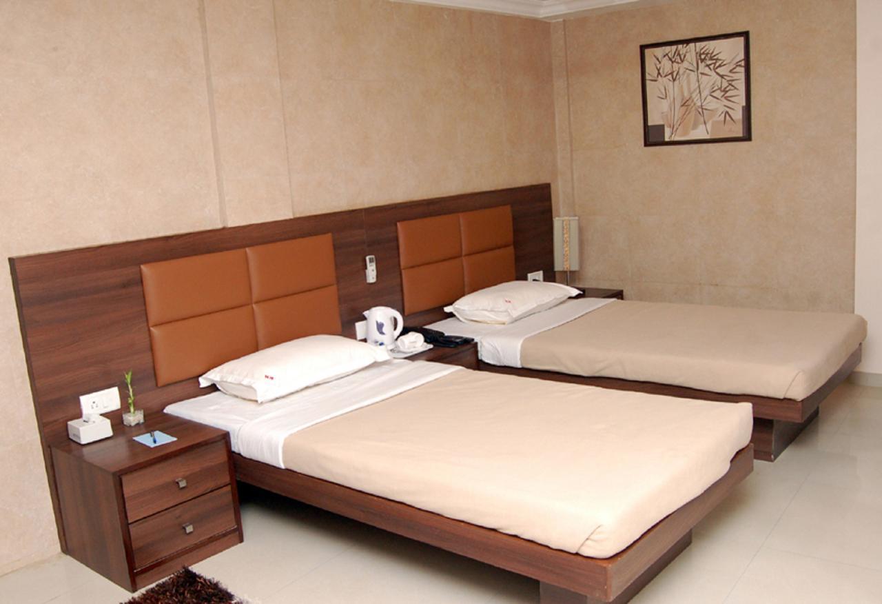 מומביי Haredia Hotel מראה חיצוני תמונה